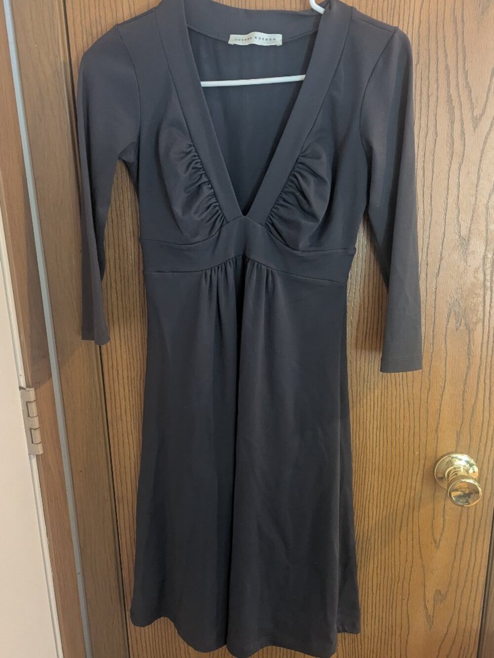 Susana Monaco VNeck 3/4 Sleeve Empire Waist Stretch Black/Charcoal Gray Dress-XS
